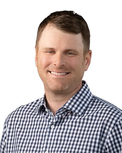 Josh Lee headshot